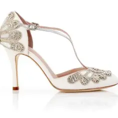Jakie buty do sukni ivory? 7 idealnych propozycji dla panny młodej