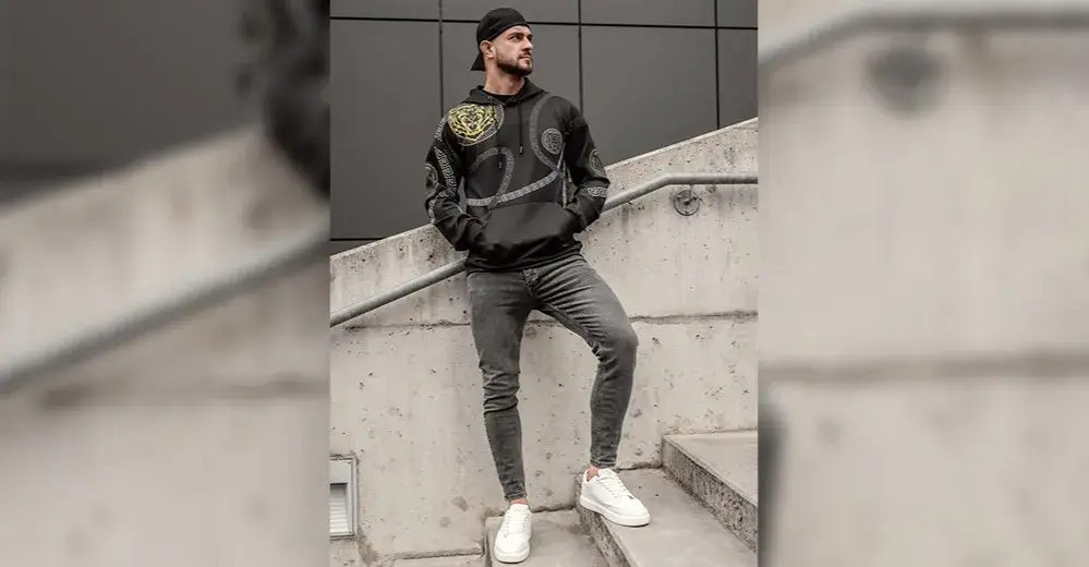 Zdjęcie Jak usunąć długopis z bluzki? Skuteczne sposoby na plamy tuszu